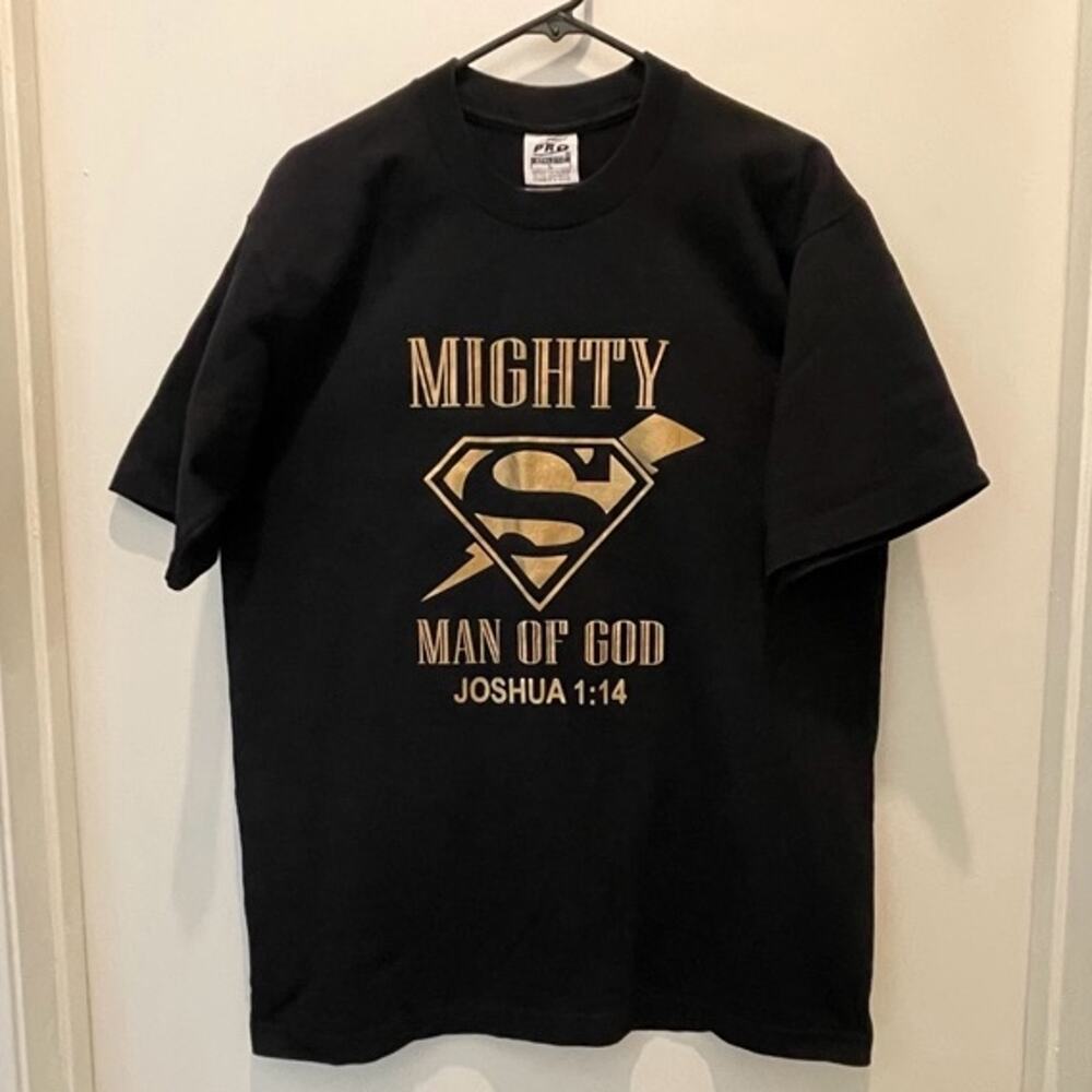 Pro Athletic Mighty Man Of God Joshua 1:14 Short Sleeve T-shirt Large
